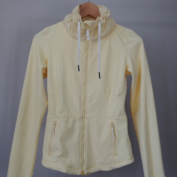 Titika Jacket Zip Up Sweater Yellow Lace Size Small - Picture 7 of 16
